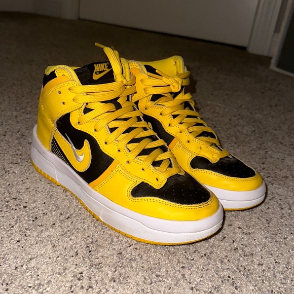 Women's Nike Dunk High Up Varsity Maize Size 6.5 DH3718-001 - Picture 3 of 8